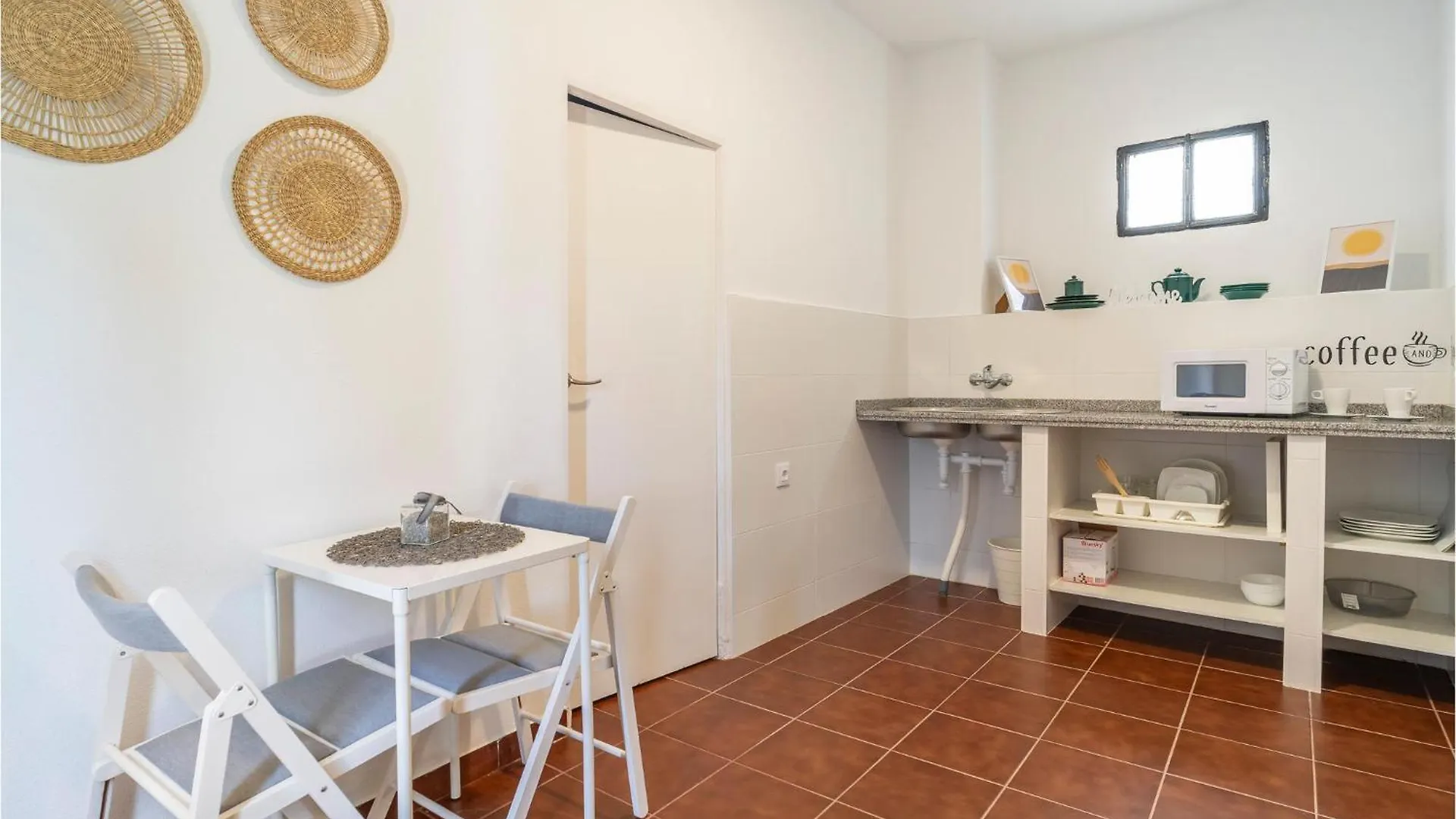 Beautiful Home In Algar With Indoor Swimming Pool Сasa de vacaciones
