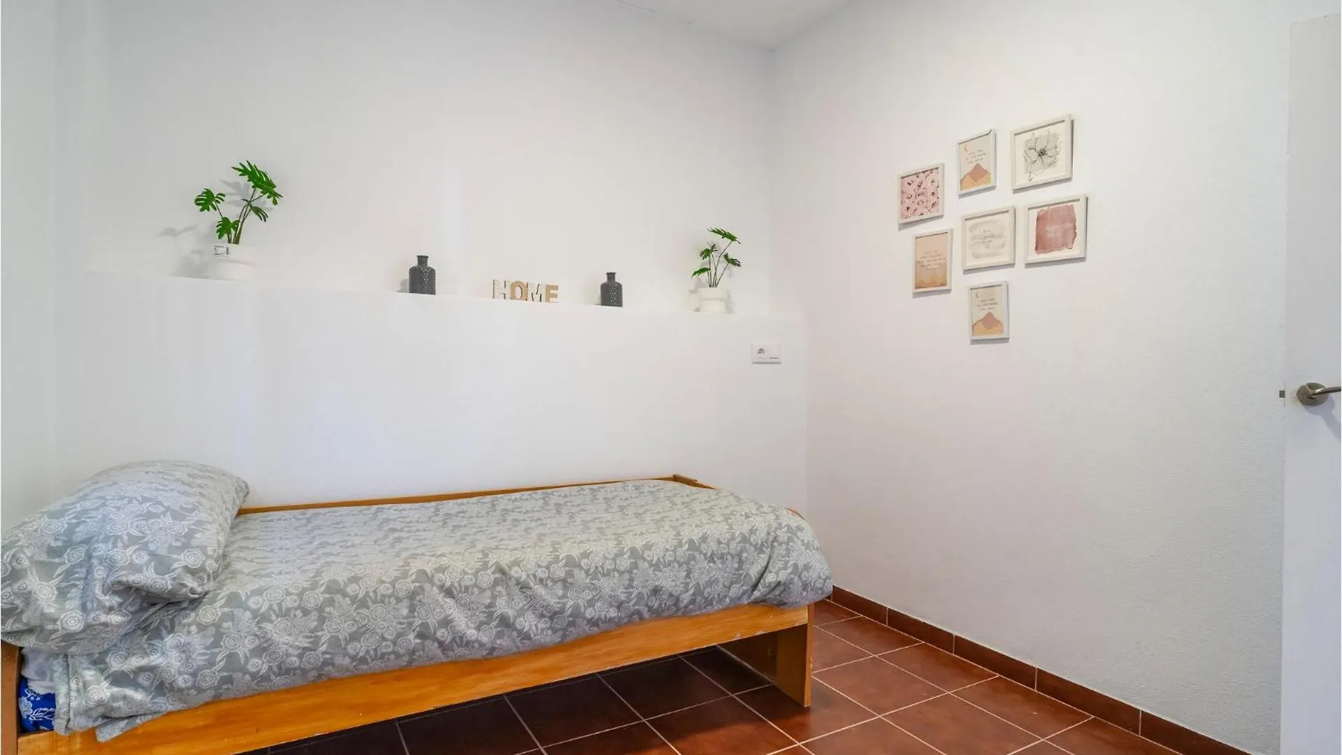 Beautiful Home In Algar With Indoor Swimming Pool España